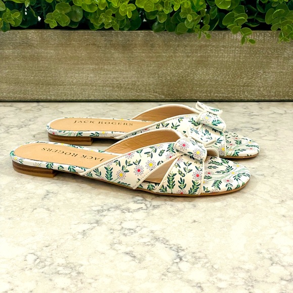 Jack Rogers Shoes - NIB Jack Rogers Gigi Bow Slide, White Daisy color, Size 7.5